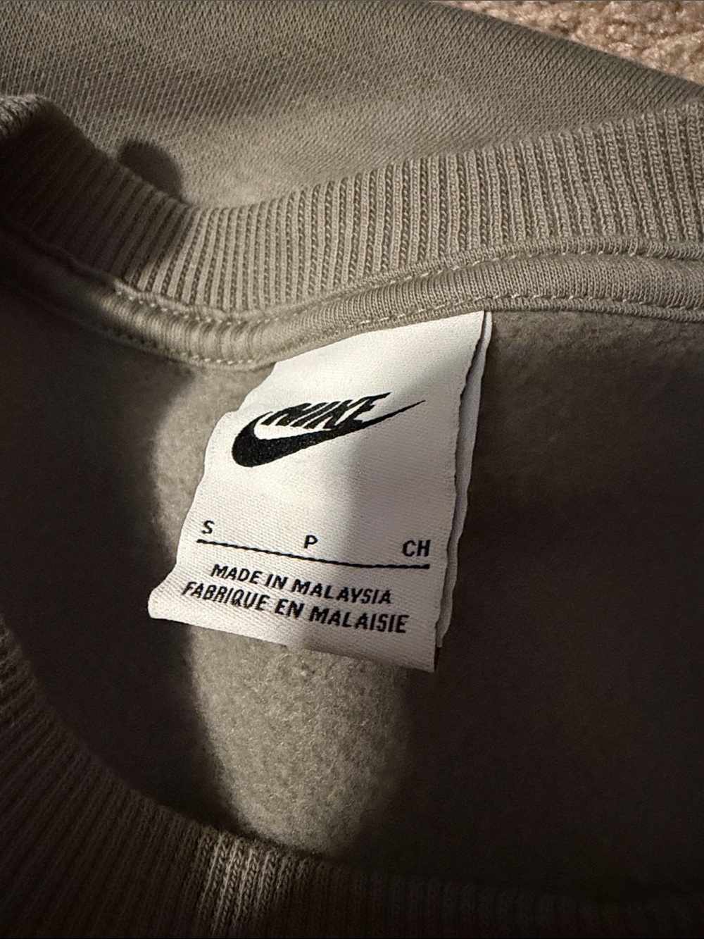 Nike Sportswear Phoenix Fleece Oversized Cropped Crewneck olive green S - Picture 3 of 3